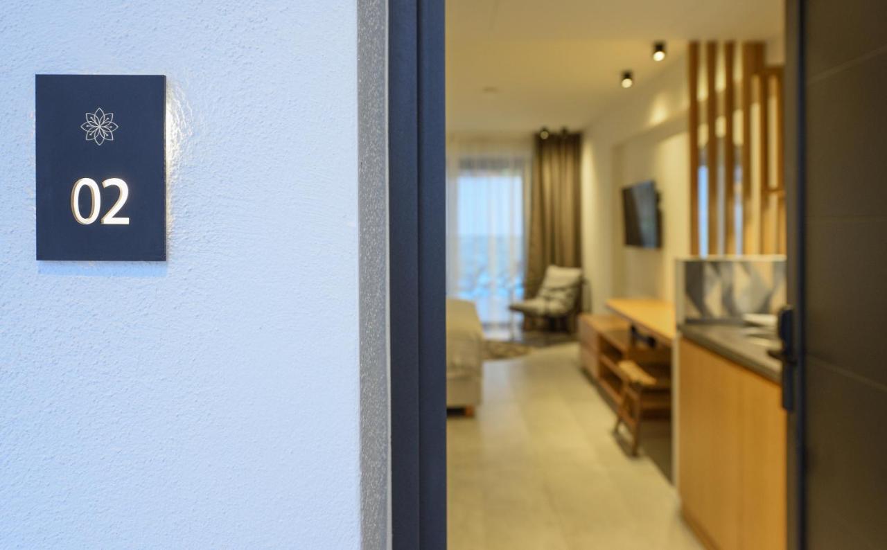 Alea Suites -Adults Only And Kids 14 Plus Asprovalta Exterior foto